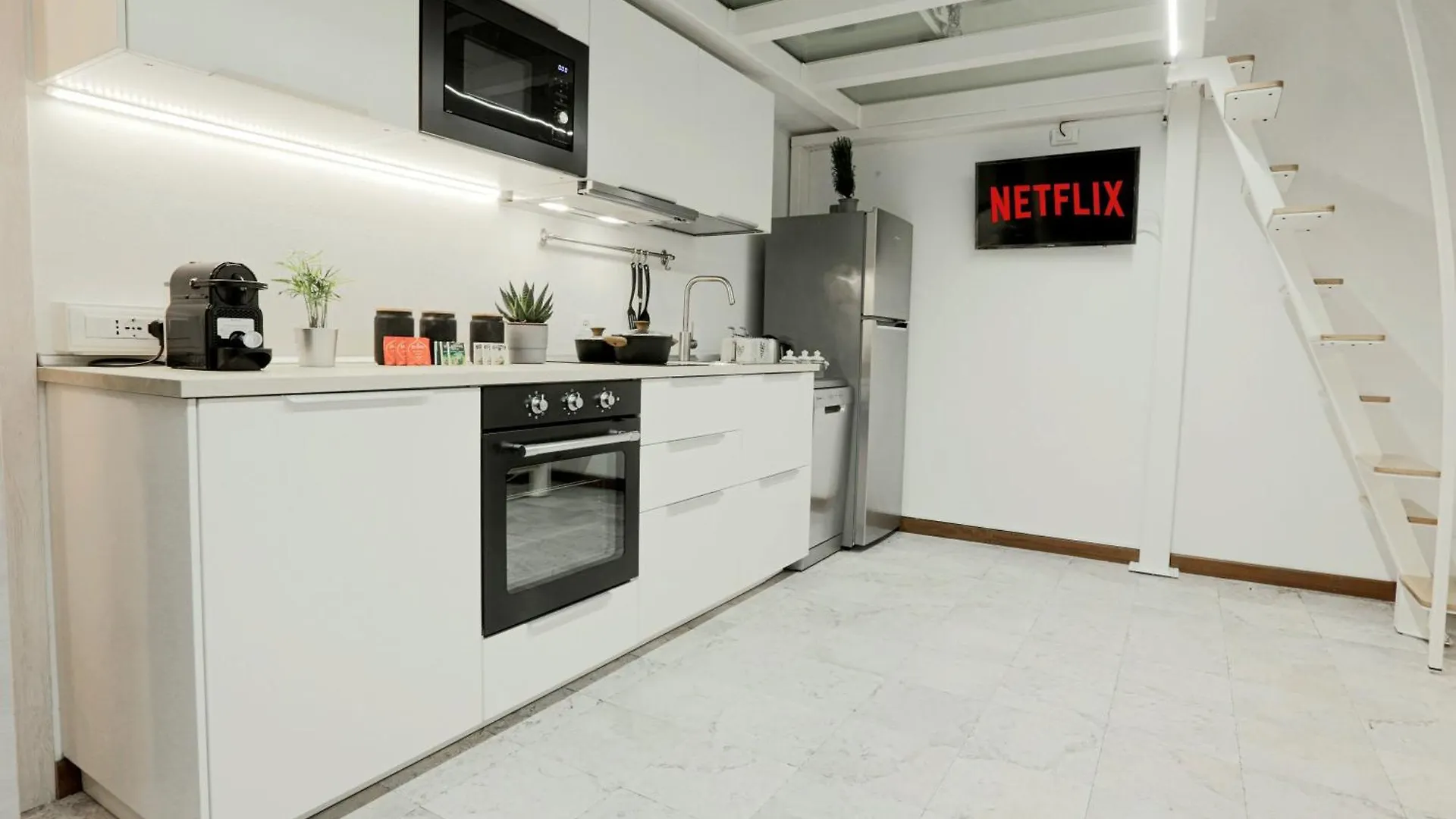 Bellavita Loft Milano Center Near Duomo,Central Station, Navigli Apartment Milan
